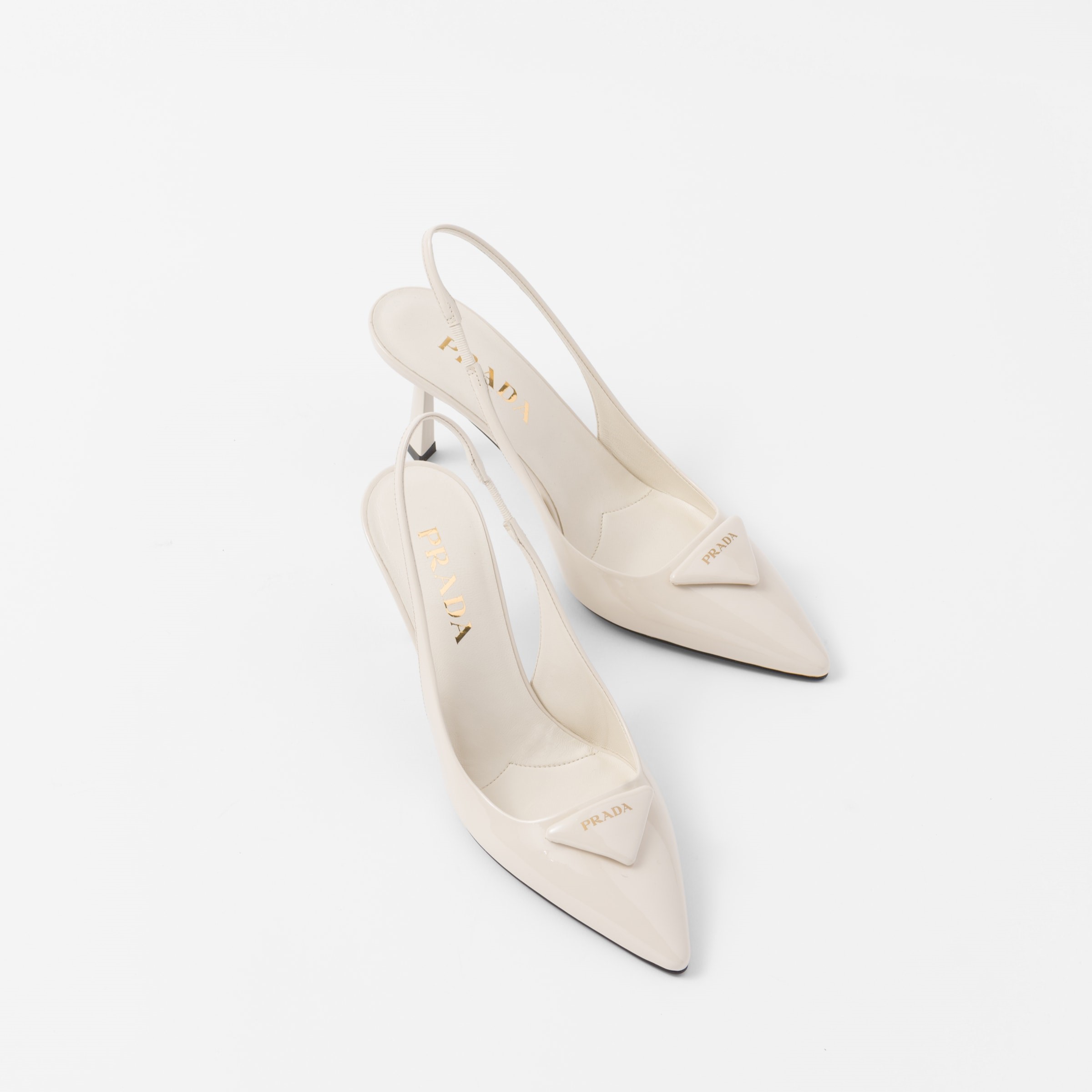 PATENT LEATHER SLINGBACK PUMPS, IVORY