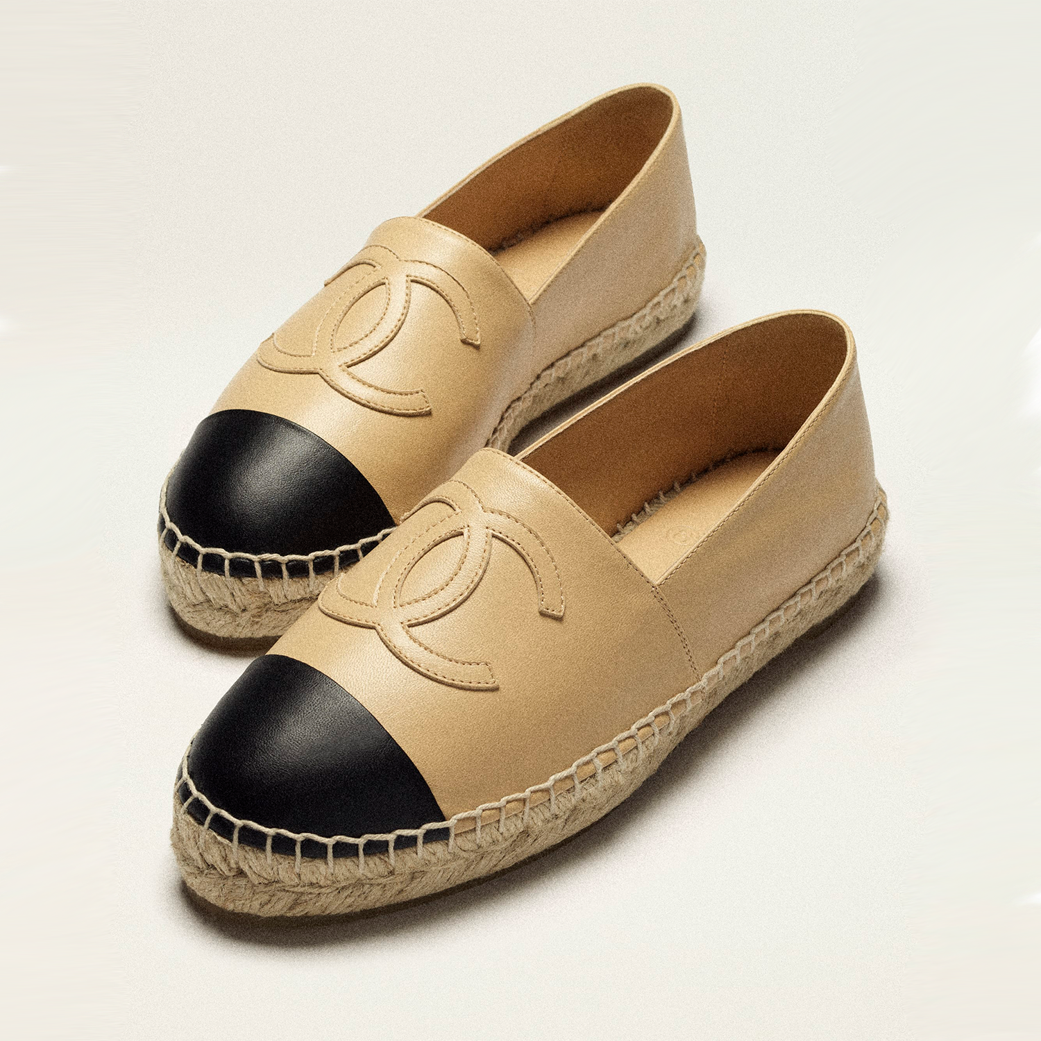 ESPADRILLES, BEIGE AND BLACK